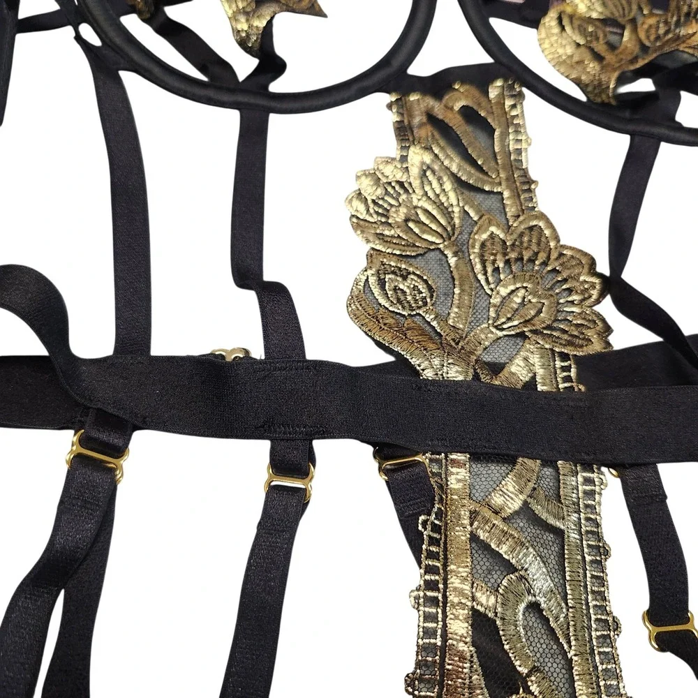 Victoria's Secret Size M Very Sexy Baroque Embroidered Strappy Cutout Teddy